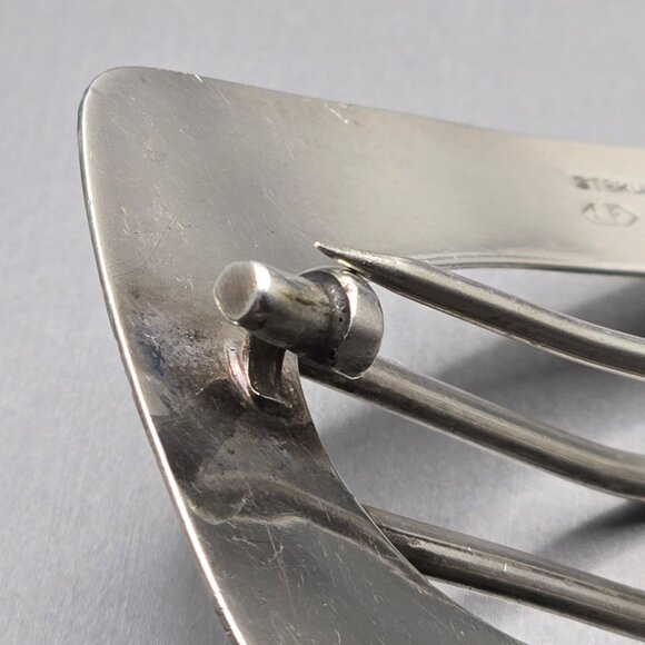 Art Deco Sterling Silver Buckle Brooch 2" Engine Turned 21.79g Signed LF 23 - Picture 7 of 9